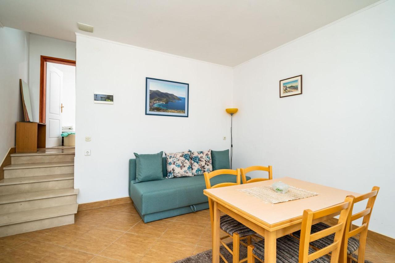 Apartment Zuljana 10233B Экстерьер фото